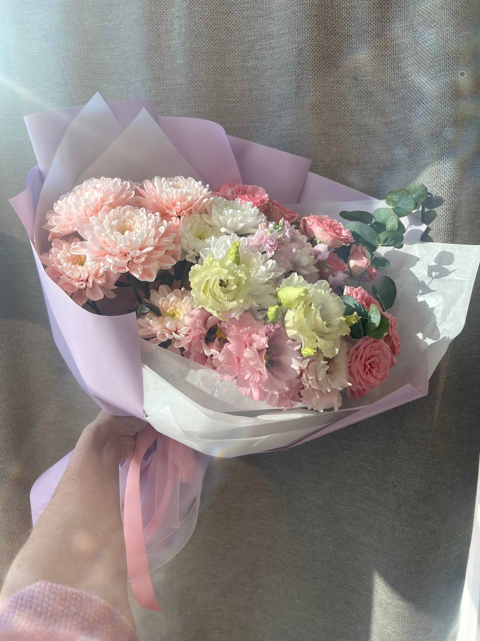 Букет "Ароматная матиолла и королевская эустома"