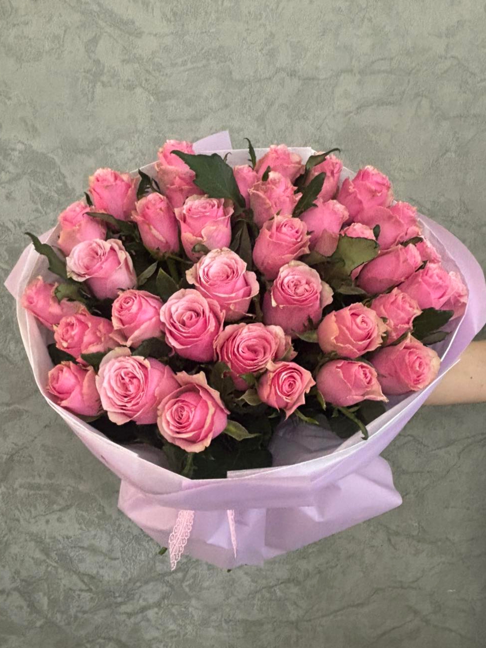 Букет из 35 роз, сорт "Знаменитость", 60 см