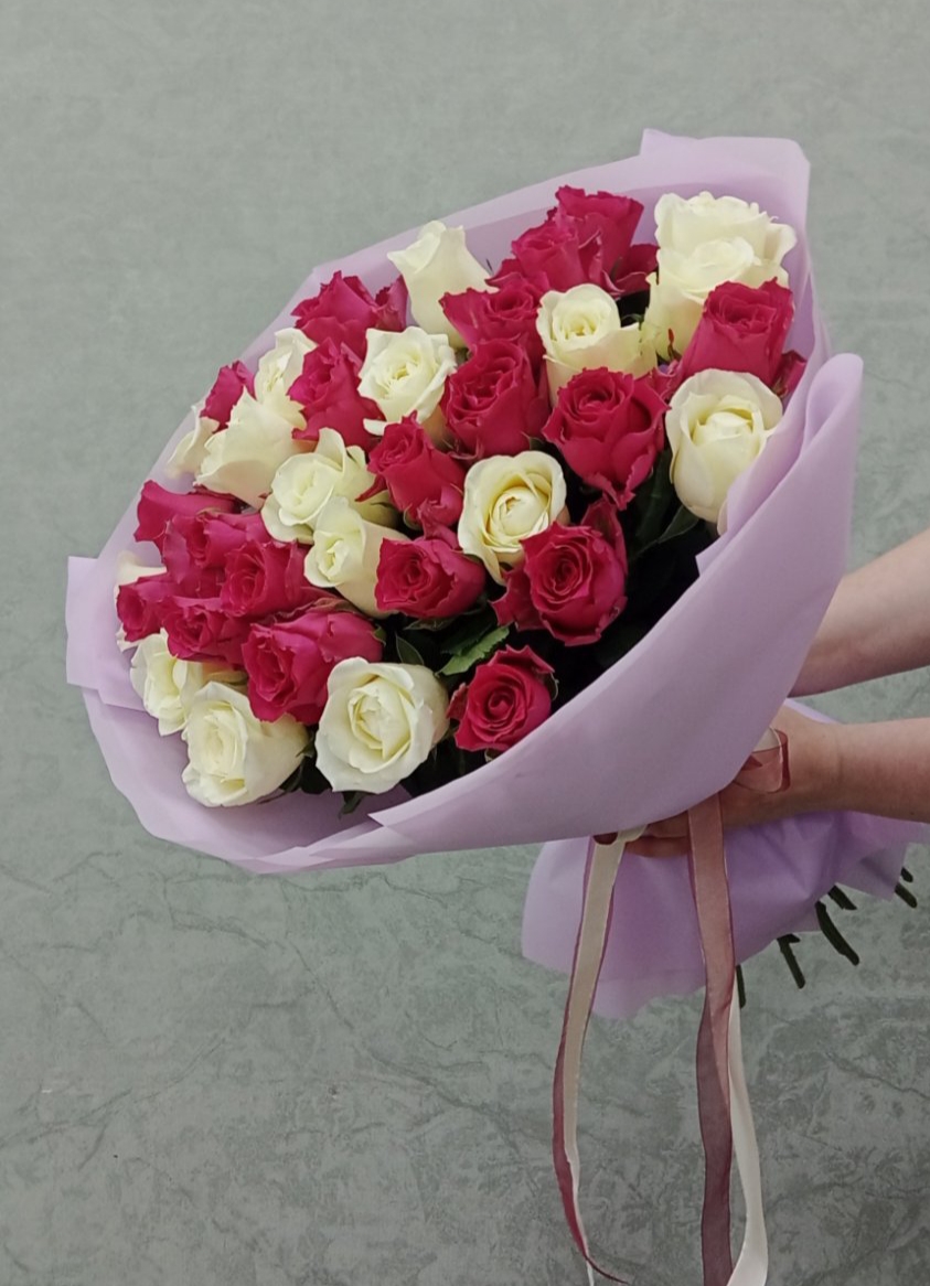 Букет из 35 роз, 60 см