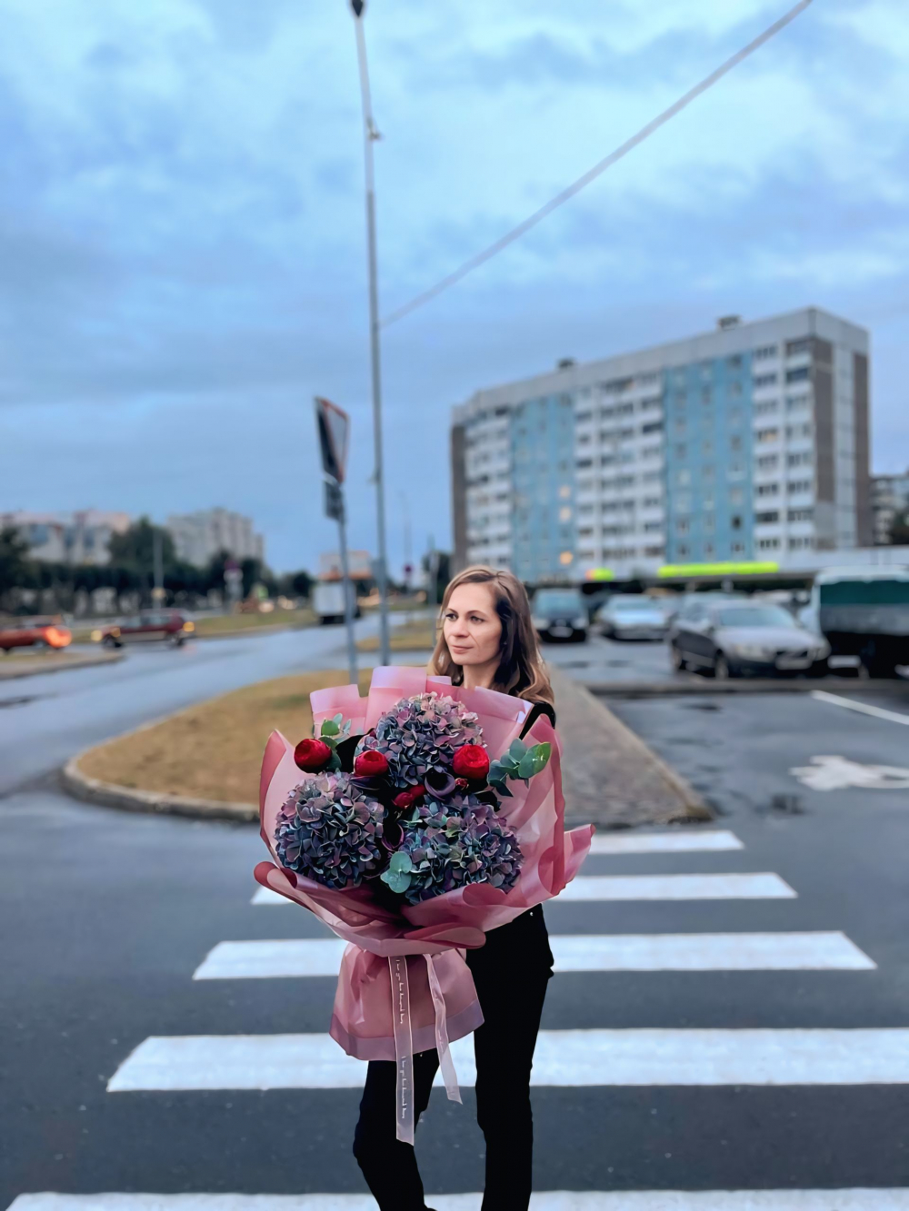Букет "Страстные гортензии и каллы"