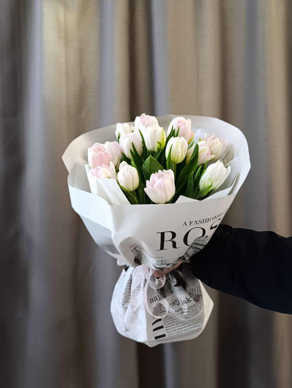 Букет из 15 пионовидных тюльпанов 